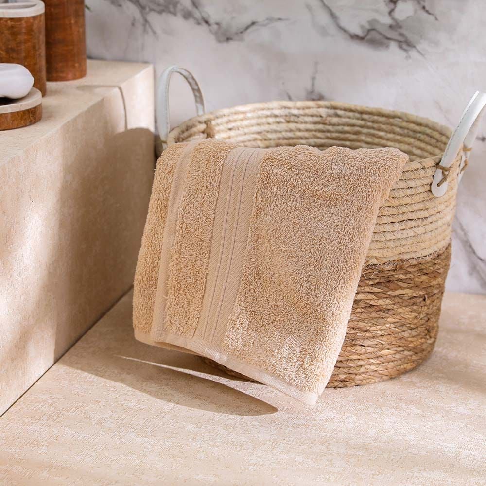 Flossy Hand Towel _ 41X76Cm Light Taupe