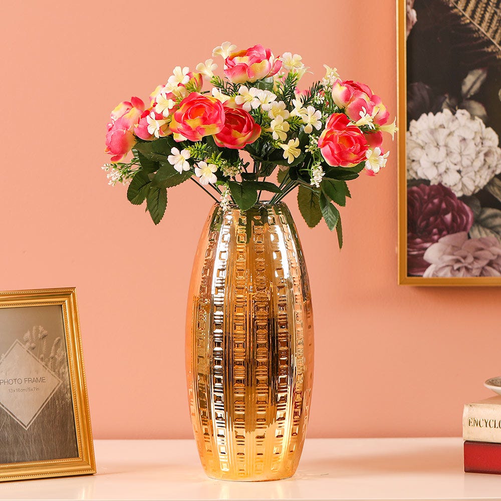 SS20 Maxime Bullet Shaped Vase Gold