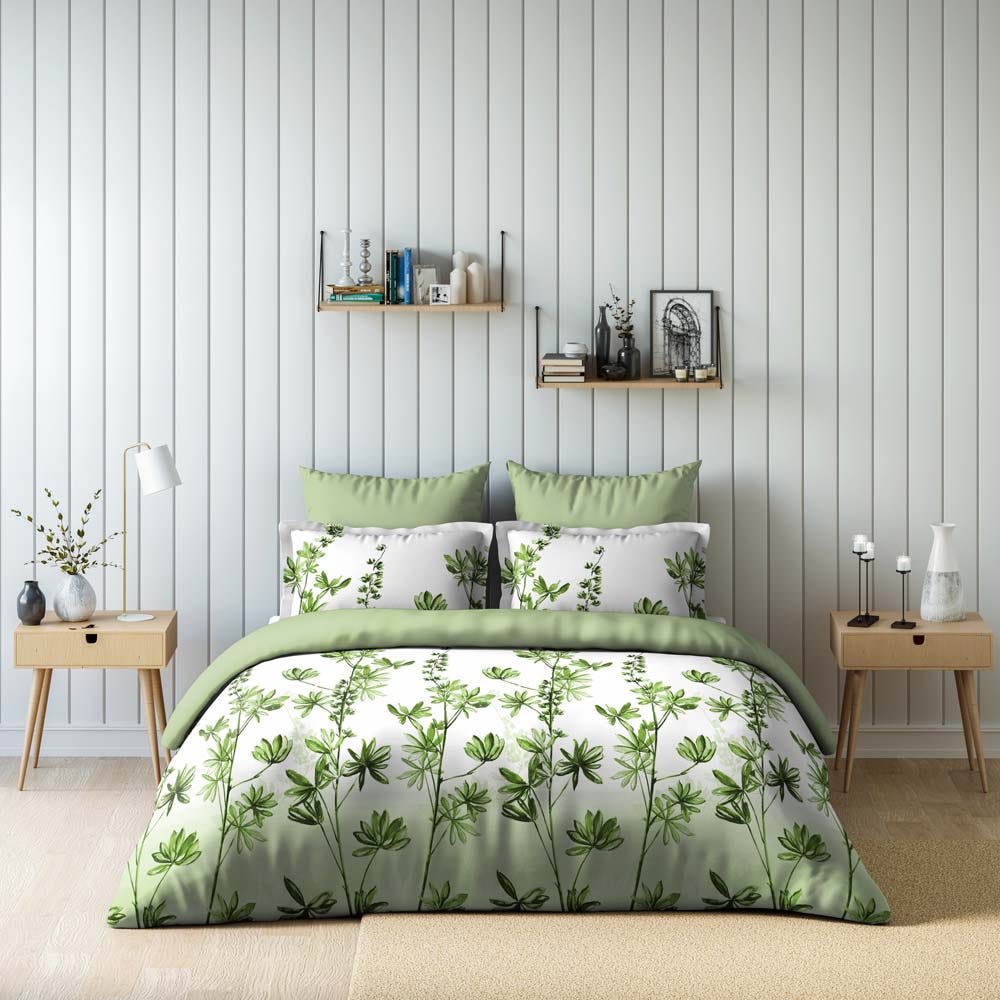 GREEN SERENE Digital Printed 4 Pcs Set(1 Comforter_240x260 CM Plus 1 Fitted_180x200Plus30CMPlus 2 HorW Pillow_50x75CM) LT GREEN GS004