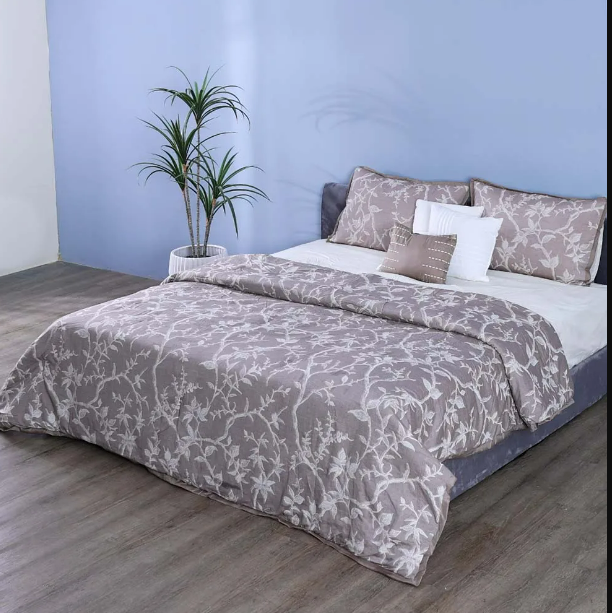 Arianna_Grace King Sor7 Jac Comforter Set Taupe