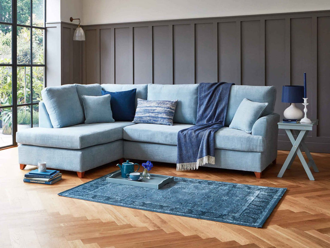 The Ultimate Sofa Buying Guide: 7 Expert Tips to Choose the Perfect Sofa