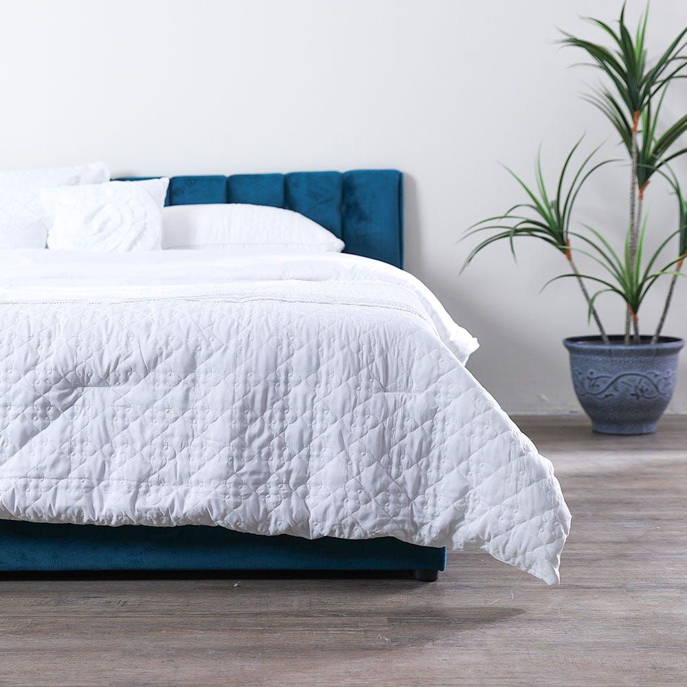 Arianna_Primrose King Sor7 Jac Comforter Set Ivory