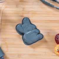 BAKE MAGIC MOUSE SHAPE CAKE