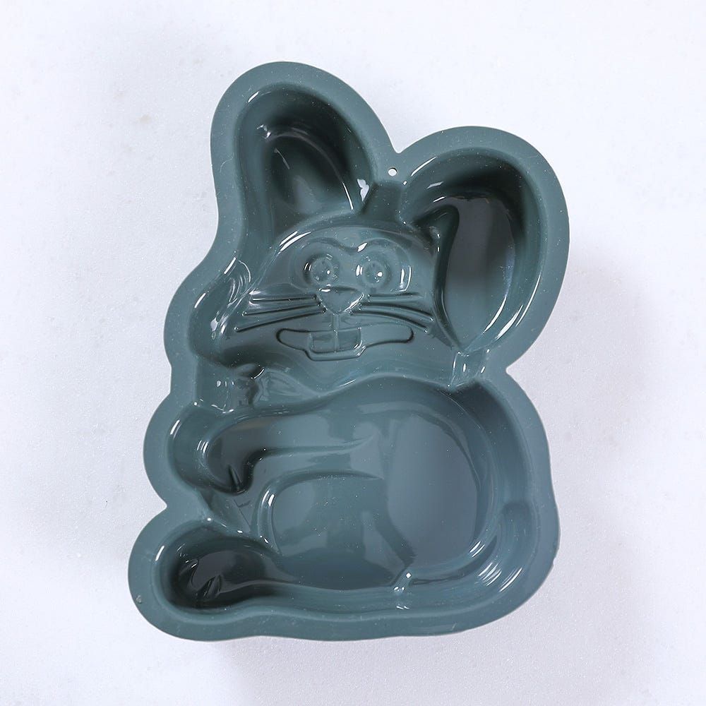 BAKE MAGIC MOUSE SHAPE CAKE